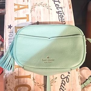 Authentic Kate spade ♠️ crossbody bag!